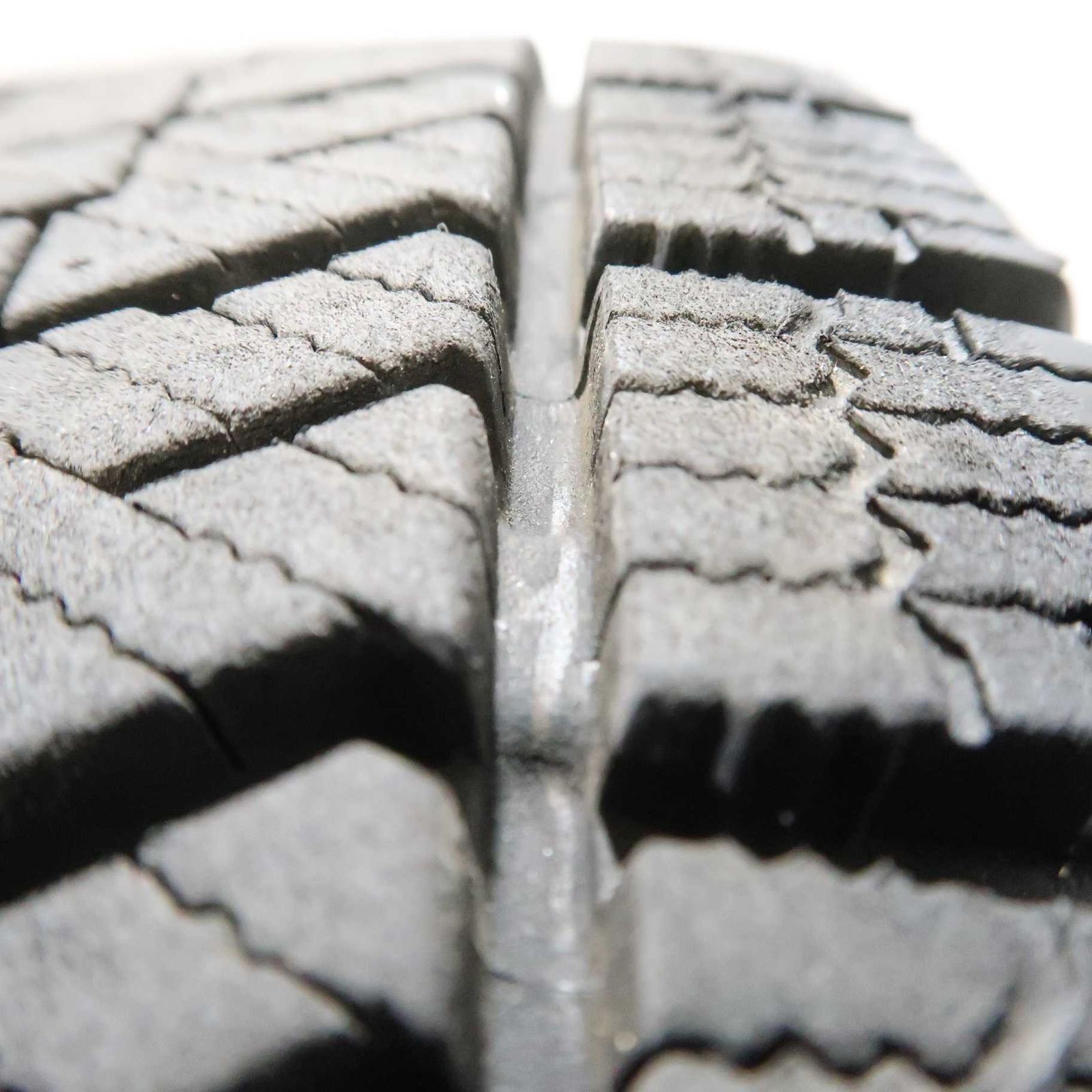 軽自動車 等に 4本 社外 14インチ スタッドレス ブリヂストン