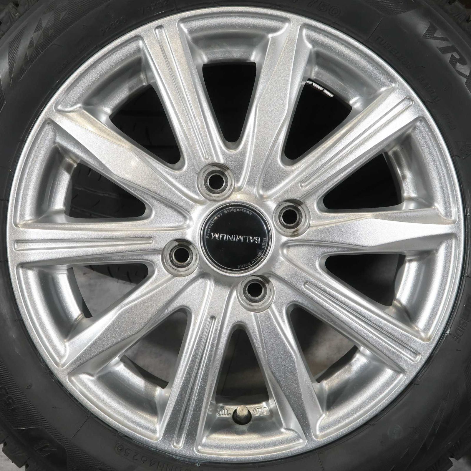 軽自動車等に 4本 社外 14インチ スタッドレス ブリヂストン 