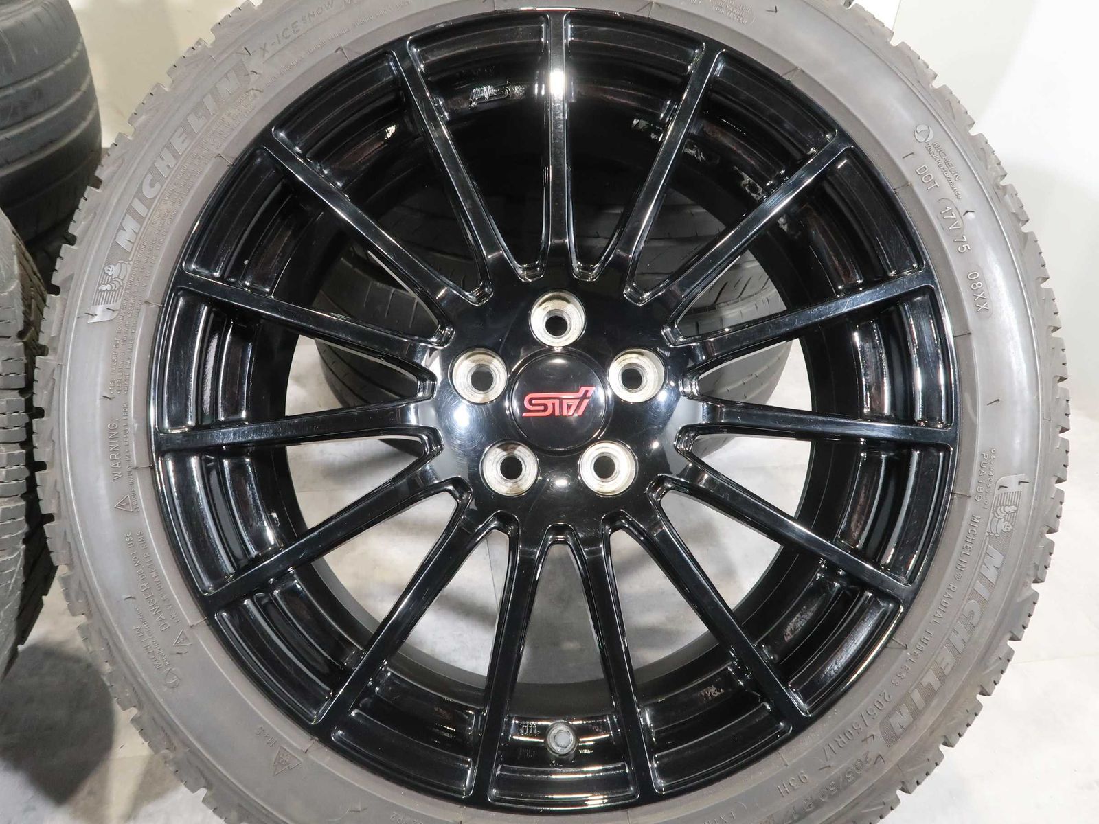 4本 スバル インプレッサスポーツ STI 純正 17インチ 7J +48 5H PCD 