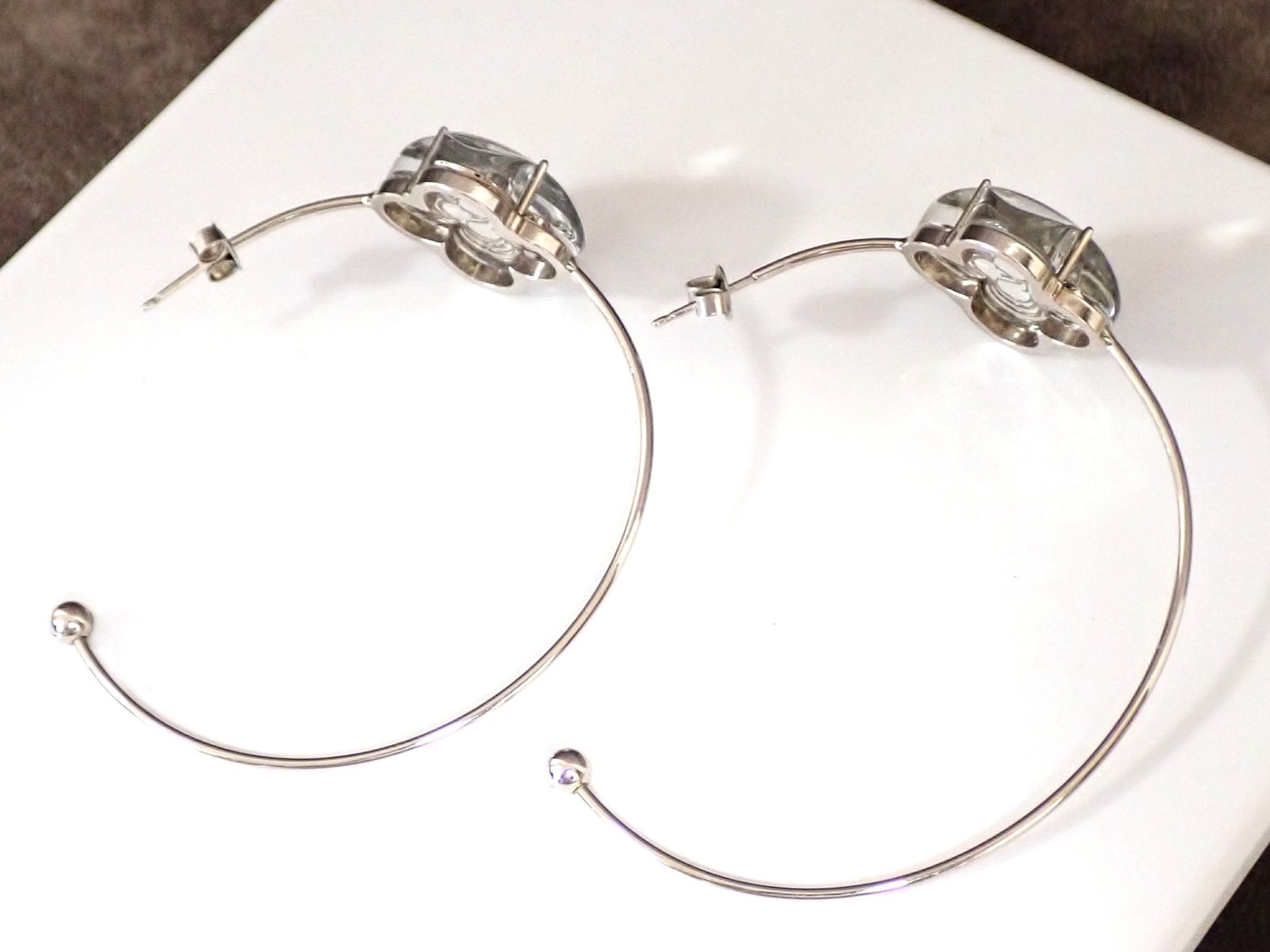 ルイヴィトン LVロゴ フラワー フープピアス シルバーカラー 保存袋 