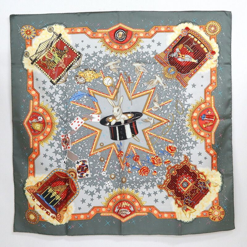 カ*ネ様 HERMES エルメス　大判スカーフ　カレ90 マジック La Mag HERMES エルメス カレ90 マジック LA MAGIE グレー×オレンジ シルク100