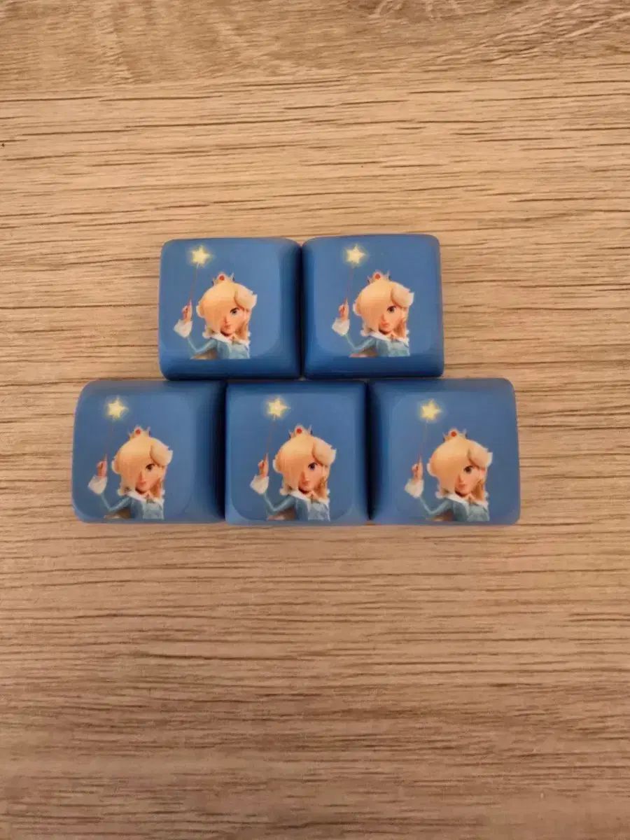 スーパーマリオ ロゼリーナ キーキャップ