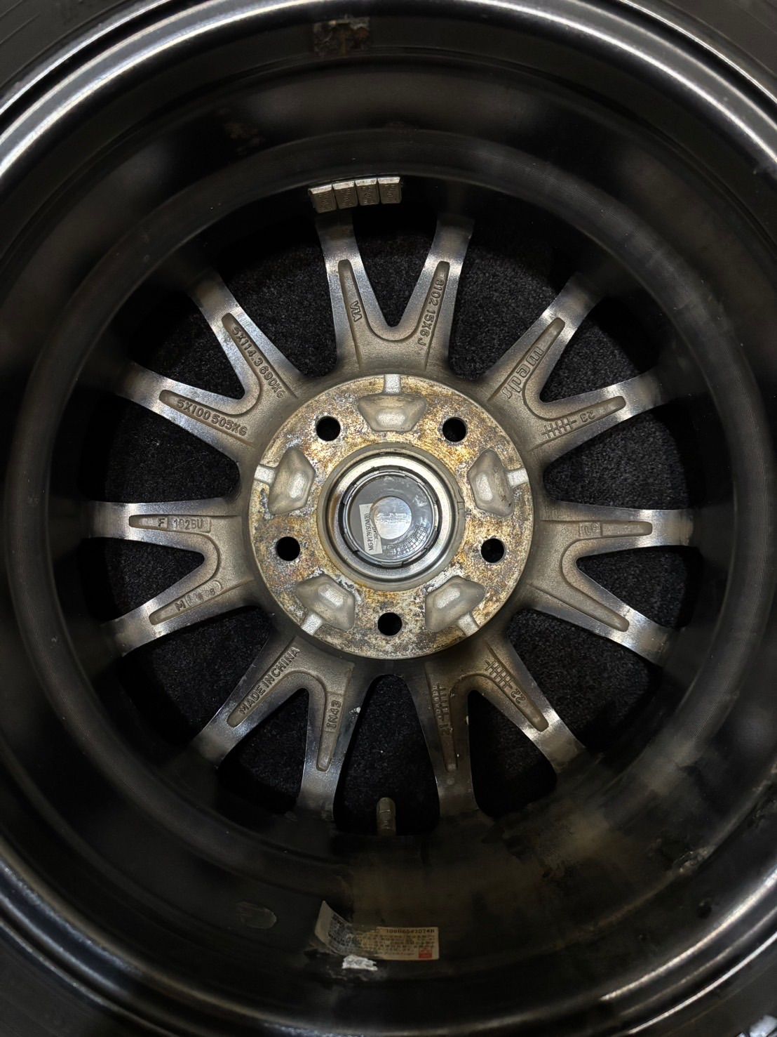 ☆195/65R15 YOKOHAMA/ice GUARD iG60 24年製 VELVA 15インチ 6J +43