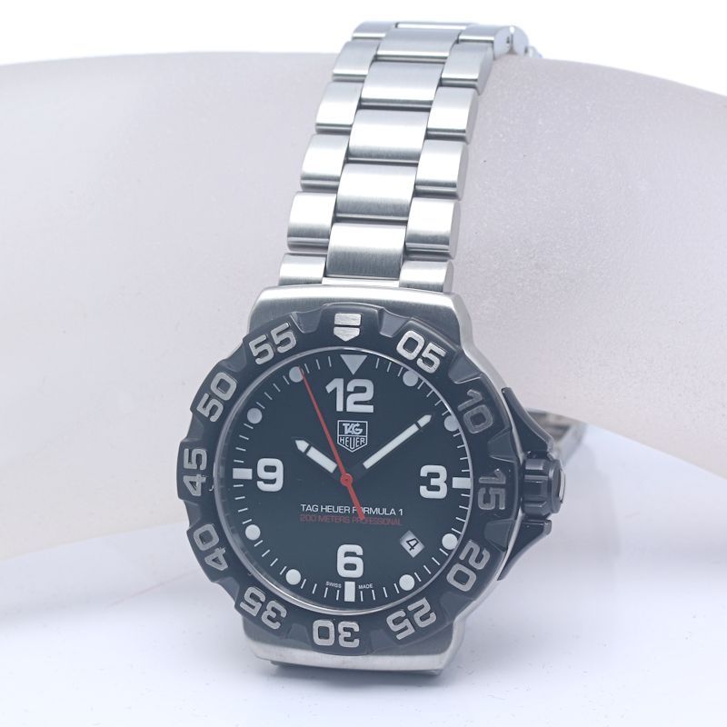 TAG HEUER タグホイヤー フォーミュラ1 デイト WAH1110.BA0858 【磨き済/電池交換済】【中古】腕時計 メンズ ステンレススチール /40384 TAG HEUER タグホイヤー フォーミュラ1 デイト WAH1110.BA0858 【磨き