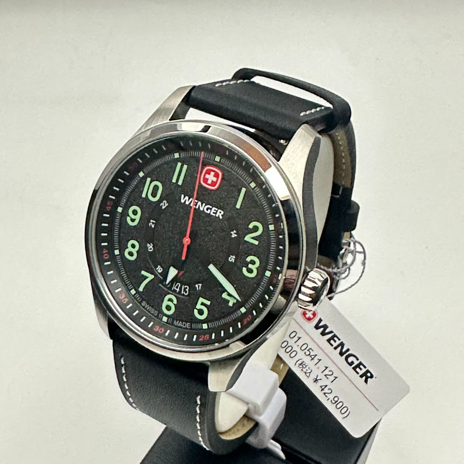 タ*ラ様 電池新品　WENGER ウェンガー 7072X 革ベルトおまけ付き 新品未使用☆WENGER ウェンガー TERRAGRAPH テラグラフ 腕時計 01.0541