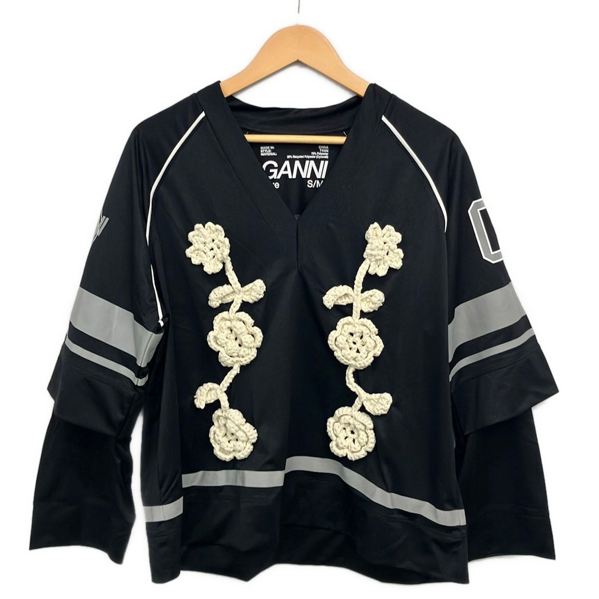 GANNI(ガニー) 七分袖カットソー サイズS/M レディース美品 - 黒×白×マルチ Vネック