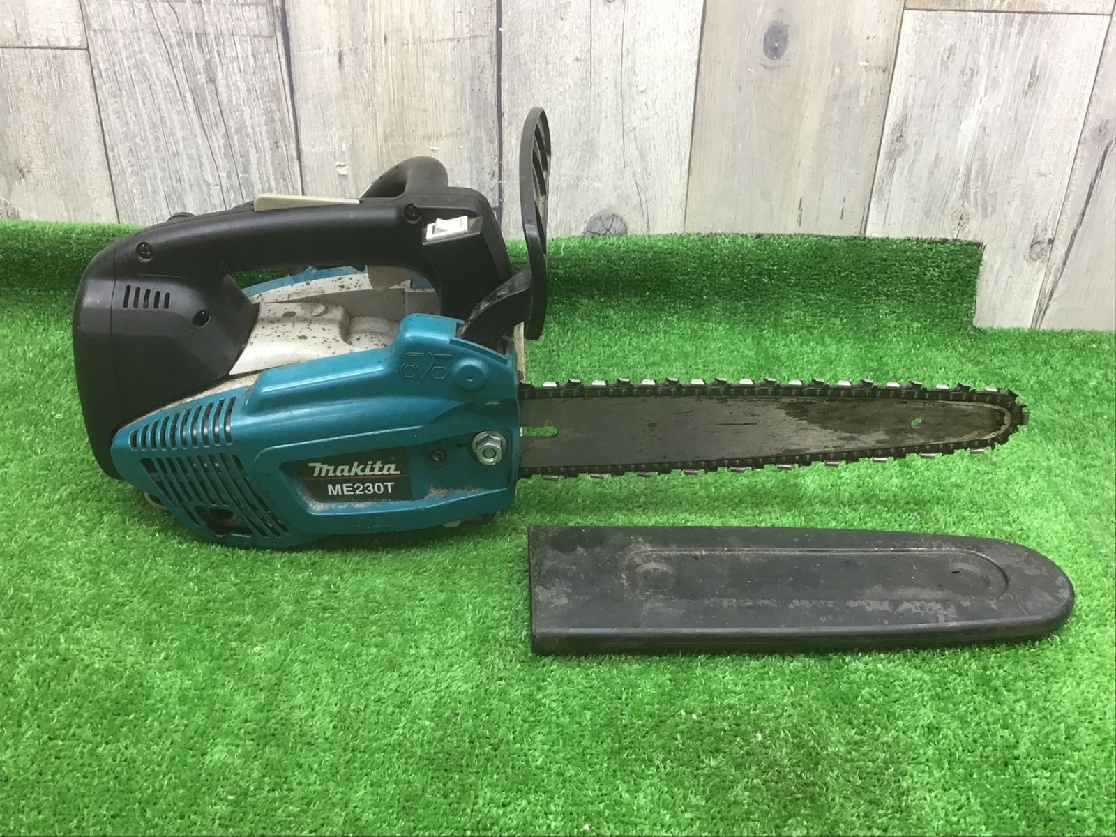 ジャンク品】マキタmakita 250mmエンジンチェーンソー ME230T すぐ停止 