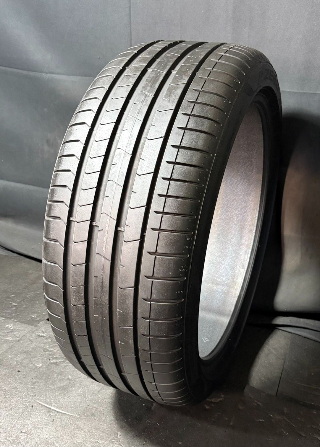 2023年製 約8.7分山 ピレリ　PIRELLI ピーゼロ　P ZERO VOL ELECT 255/40R20 1本 h_2070