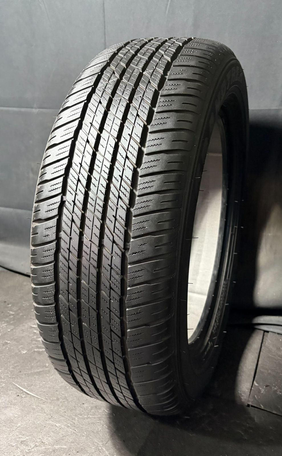 2024年製 約8.5分山 ダンロップ DUNLOP グラントレック GRANDTREK AT23