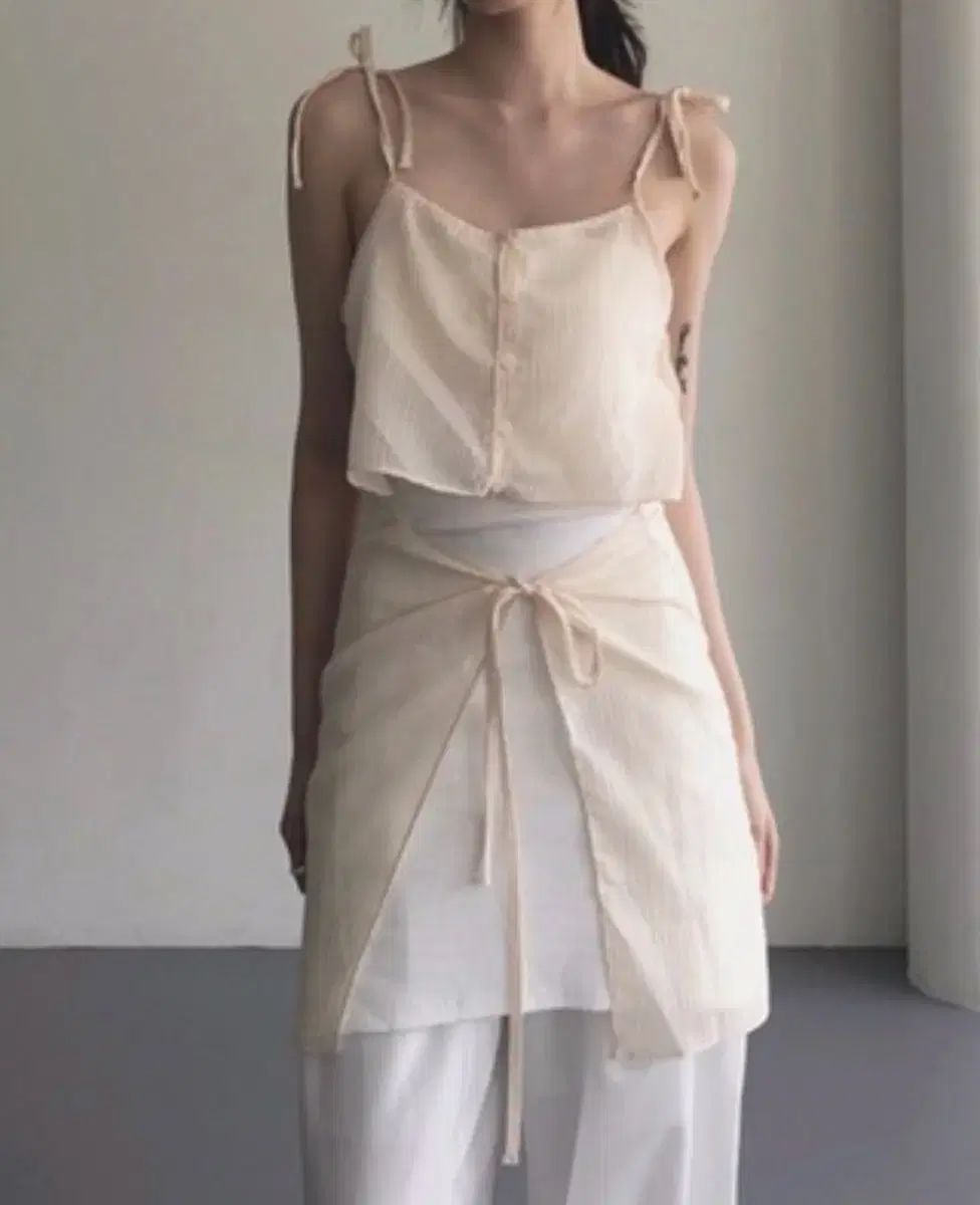 アデリオ wearable see-through mini dress クリーム