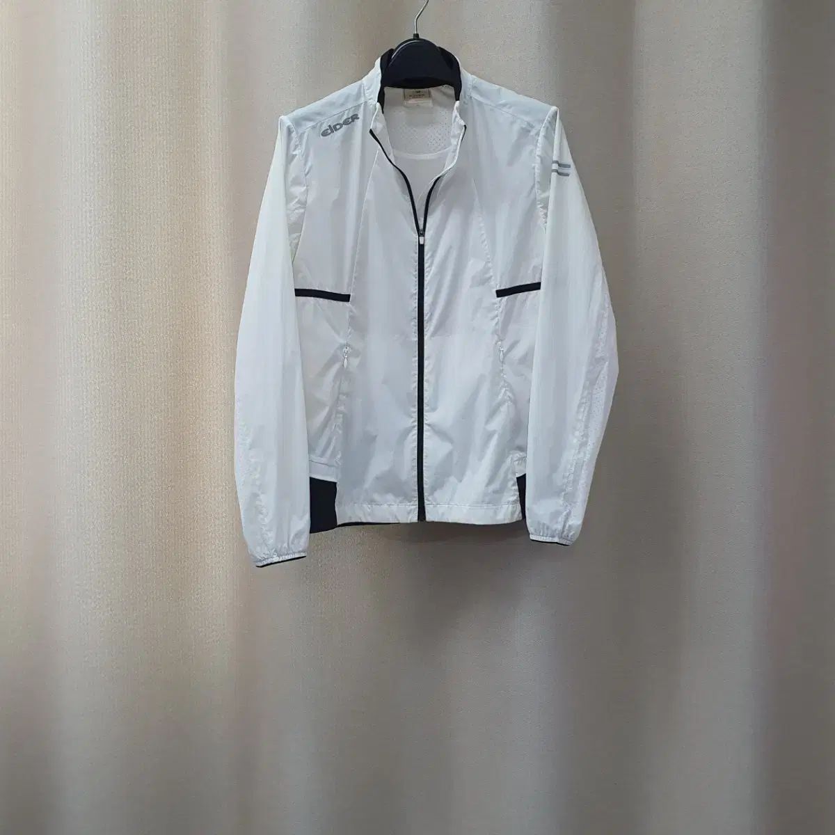 EIDER 超軽量ウィンドブレーカー ジャケット
