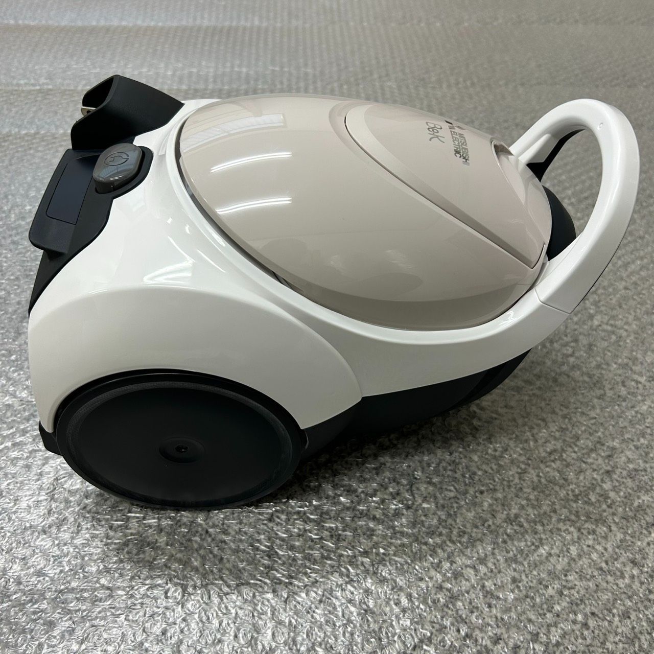 生活家電 三菱電機 掃除機紙パック式(TC-FJ2D)ホワイト・グレー 本体