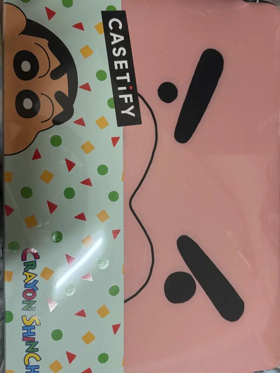 新品 CASETiFY(ケースティファイ) クレヨンしんちゃん ラップトップポーチ 16 インティ