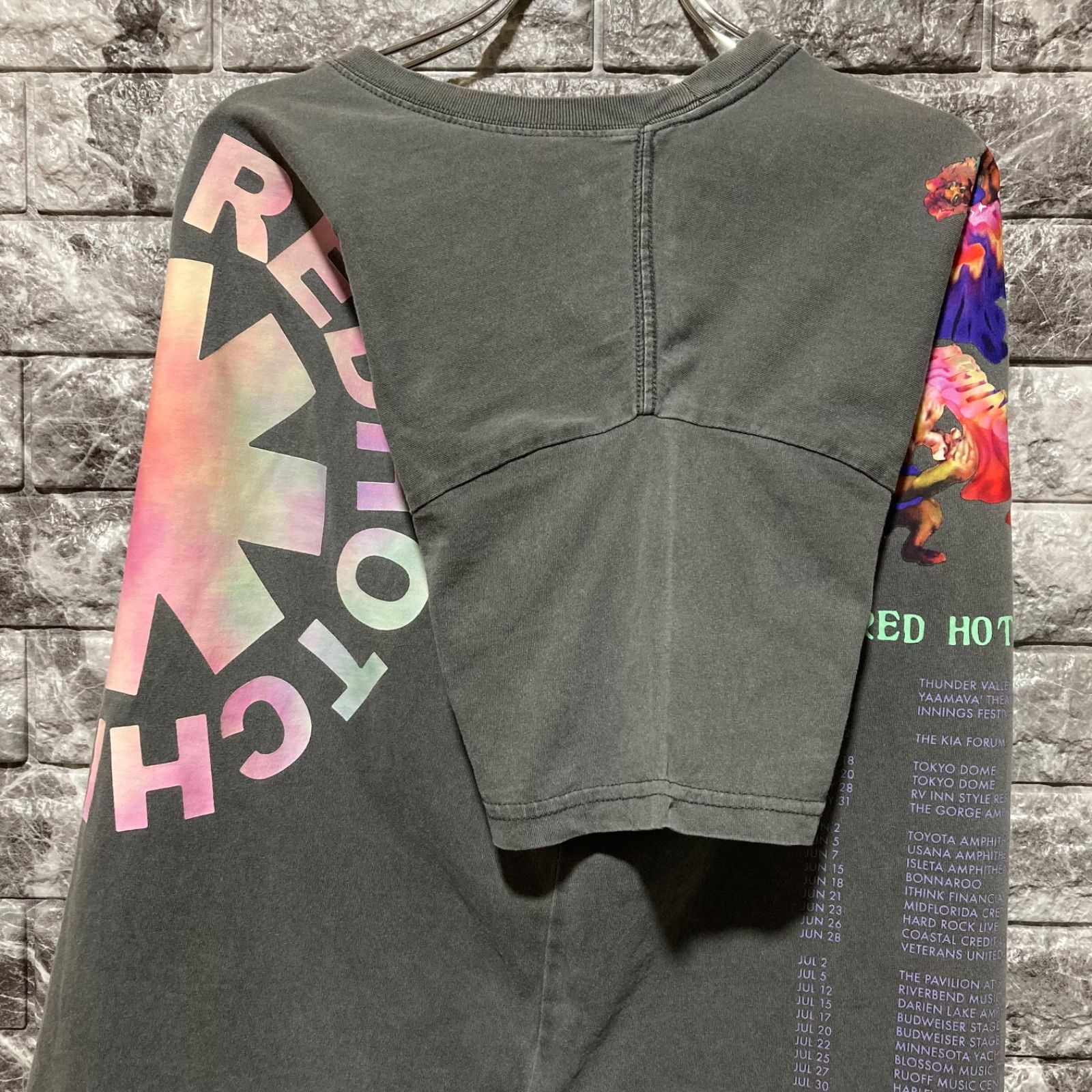 RED HOT CHILI PEPPERS Tシャツ M レッチリ ツアー 2024 - メルカリ