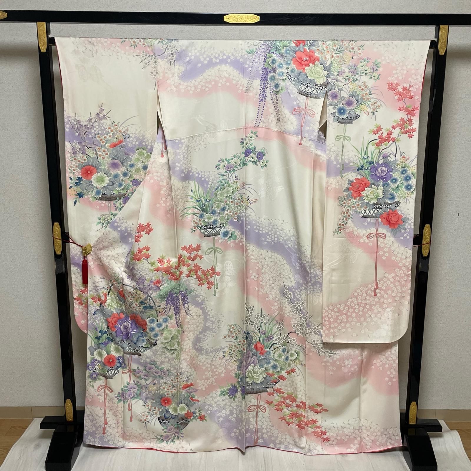 振袖 裄66 花籠 華やかな染め 着物 正絹 X-1940