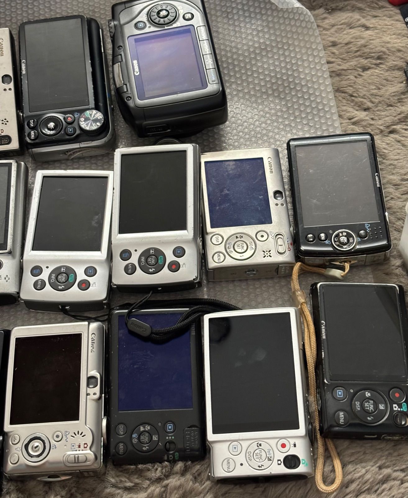 コンパクトデジタルカメラ ジャンク まとめ 26040655 - メルカリ