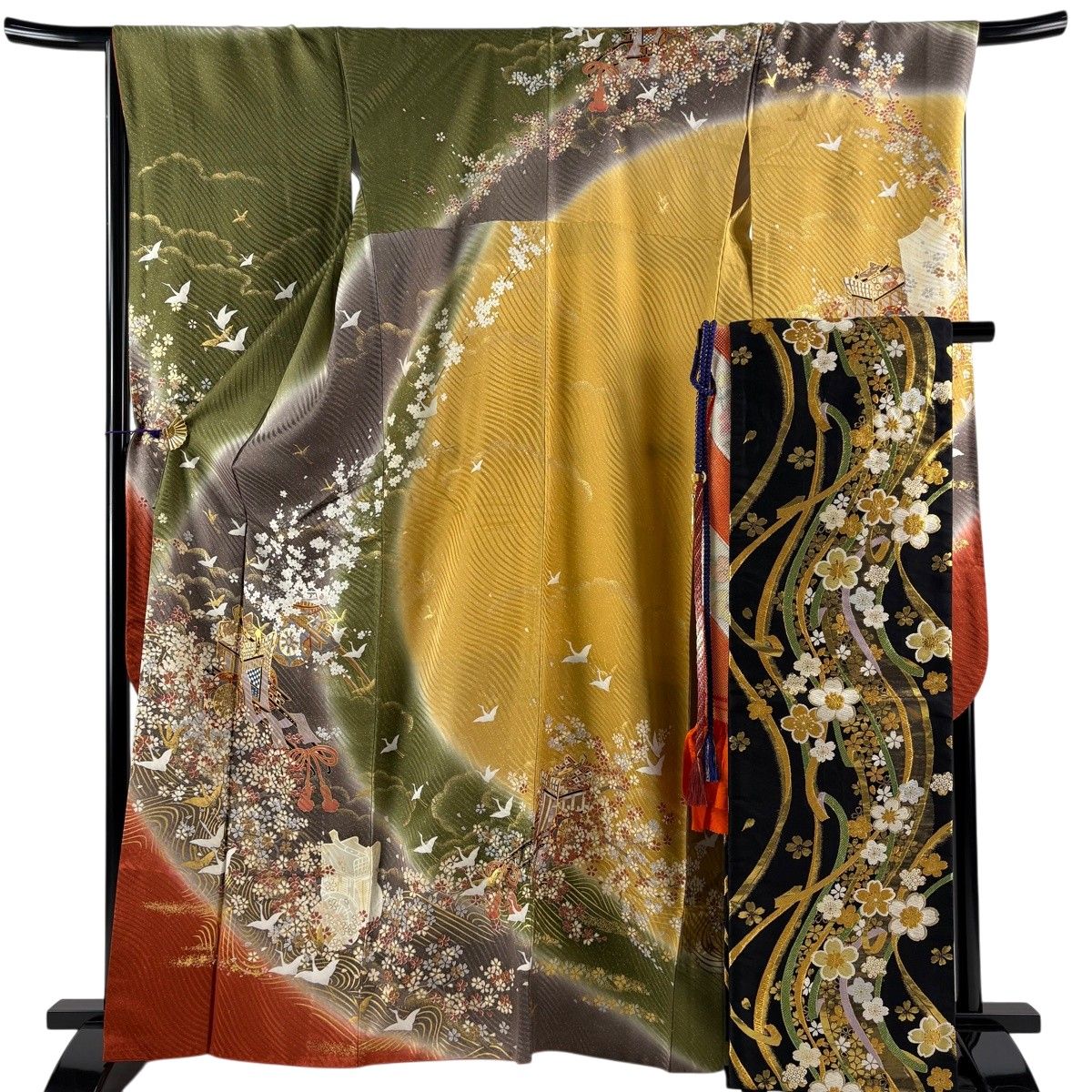 【美品】 振袖 身丈163cm 裄丈69cm L 袷 袋帯フルセット 御所車 鶴 金糸 金彩 鶯色 正絹 秀品 【中古】