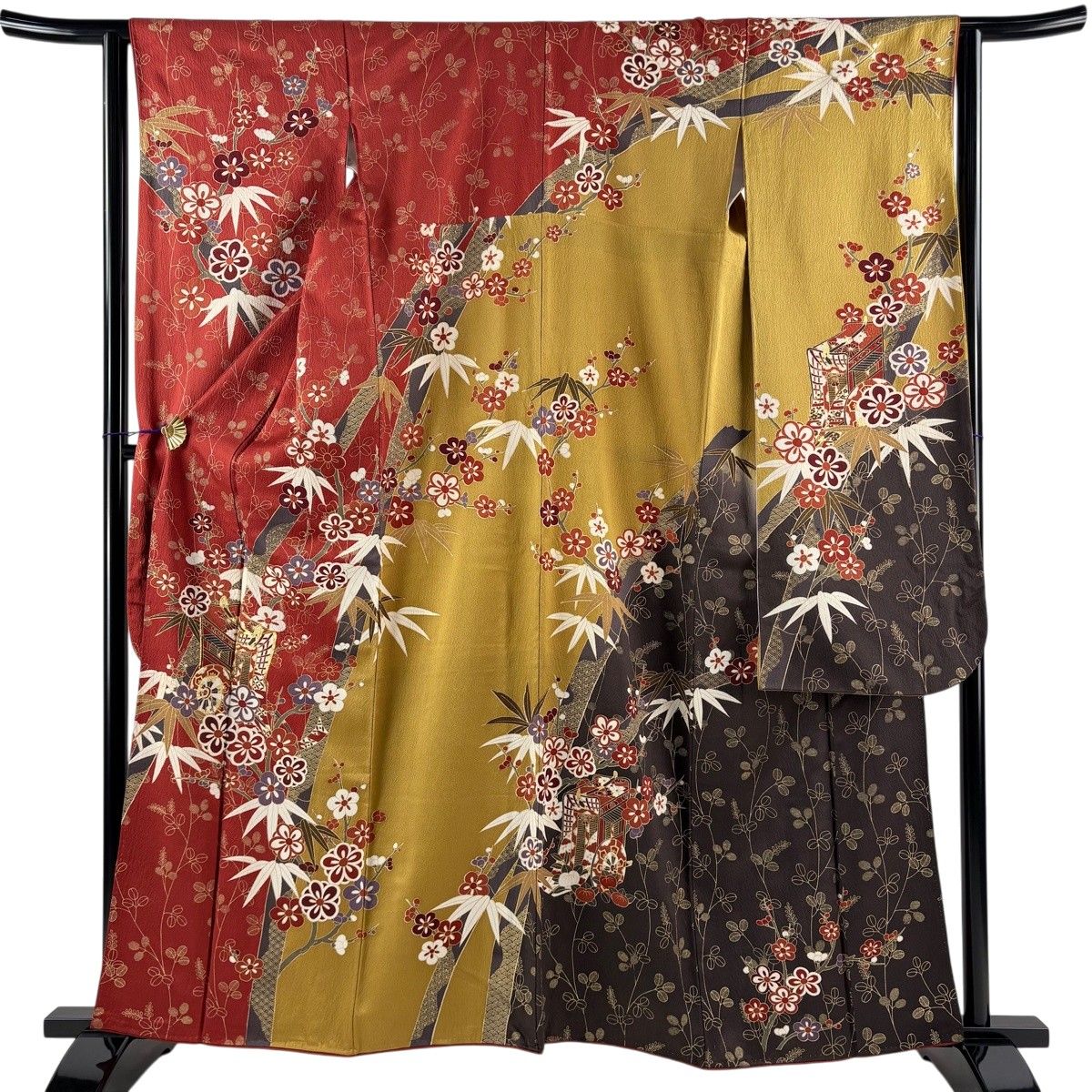 振袖 身丈160cm 裄丈62.5cm S 袷 御所車 梅 金糸 金彩 赤 正絹 秀品 【中古】