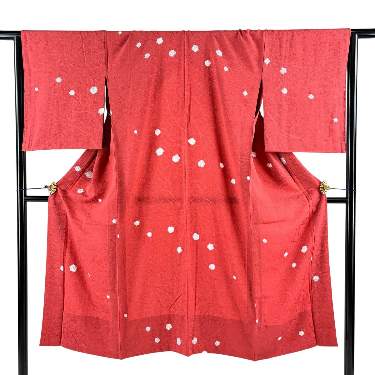 【美品】 長襦袢 身丈133cm 裄丈66cm M 地紋 幾何学模様 絞り 赤 正絹 秀品 【中古】