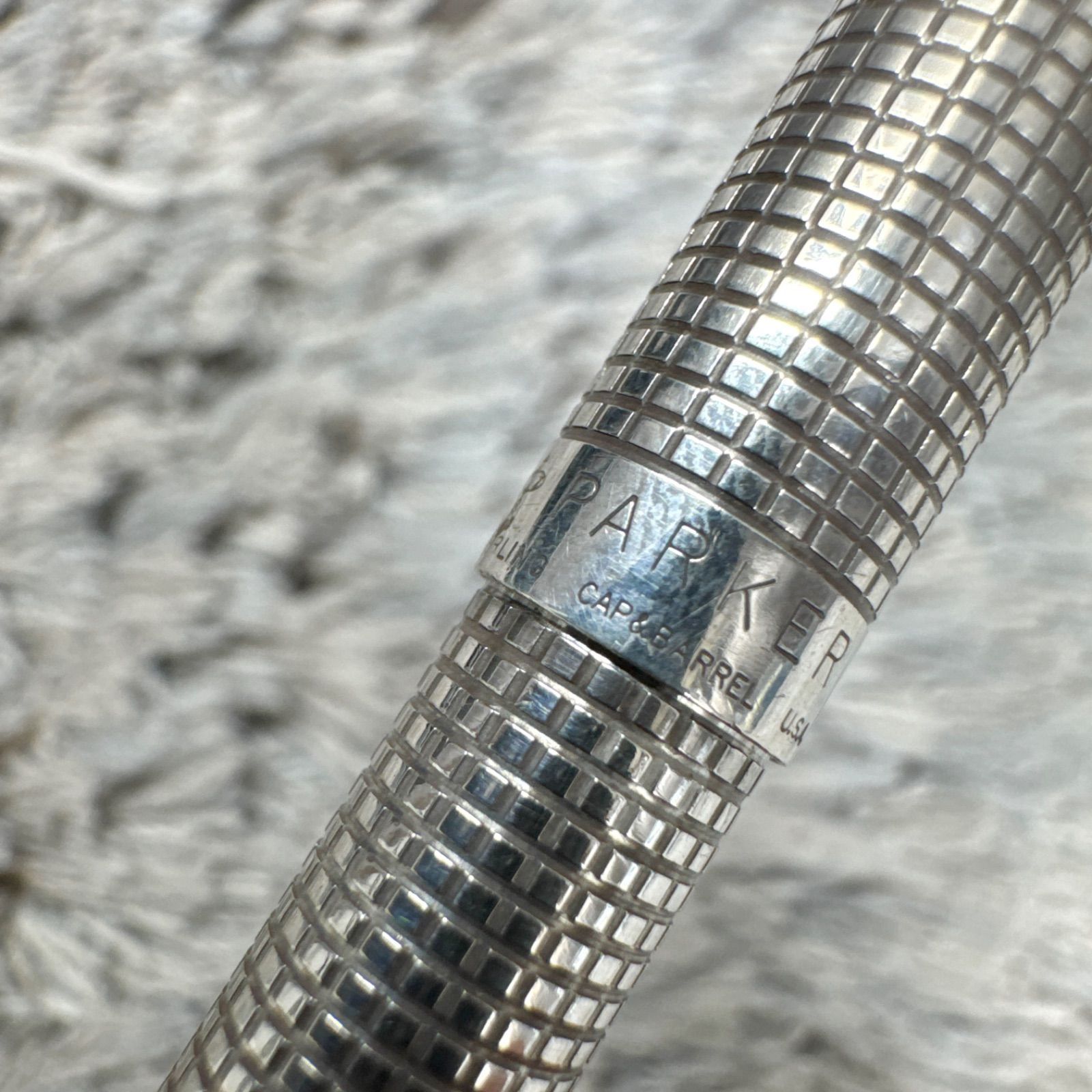 PARKER ボールペン STERLING スターリングシルバー 格子柄 PARKER パーカー STERLING シルバー ノック式 ボールペン 格子 - メルカリ