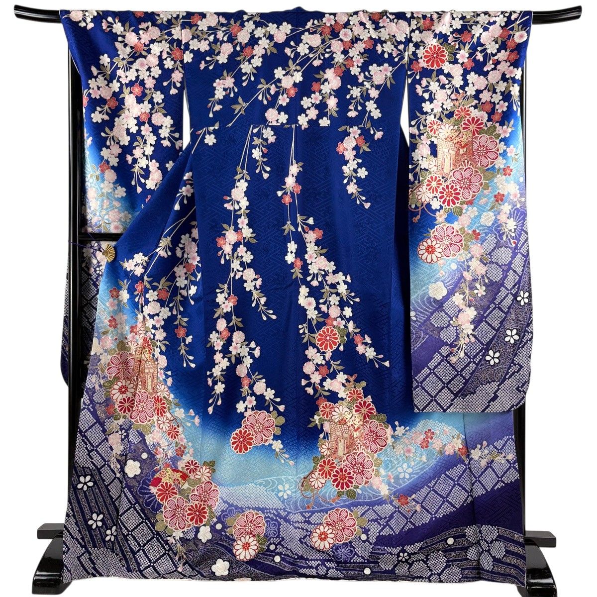 【美品】 振袖 身丈172cm 裄丈69.5cm L 袷 御所車 草花 金彩 ぼかし 青 正絹 名品 【中古】