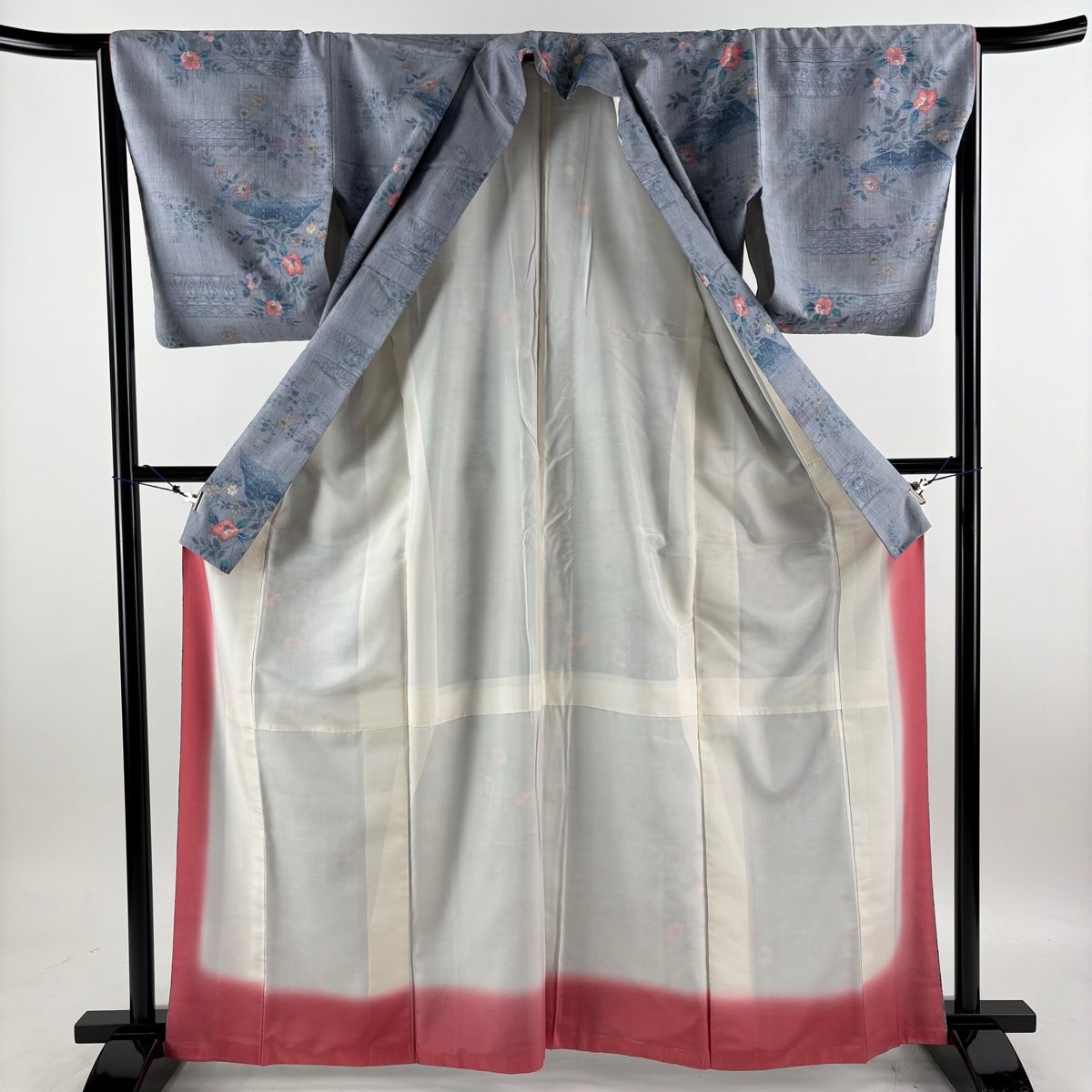 紬 身丈163cm 裄丈65cm M 袷 落款 椿 草花 灰紫 正絹 秀品 【中古 
