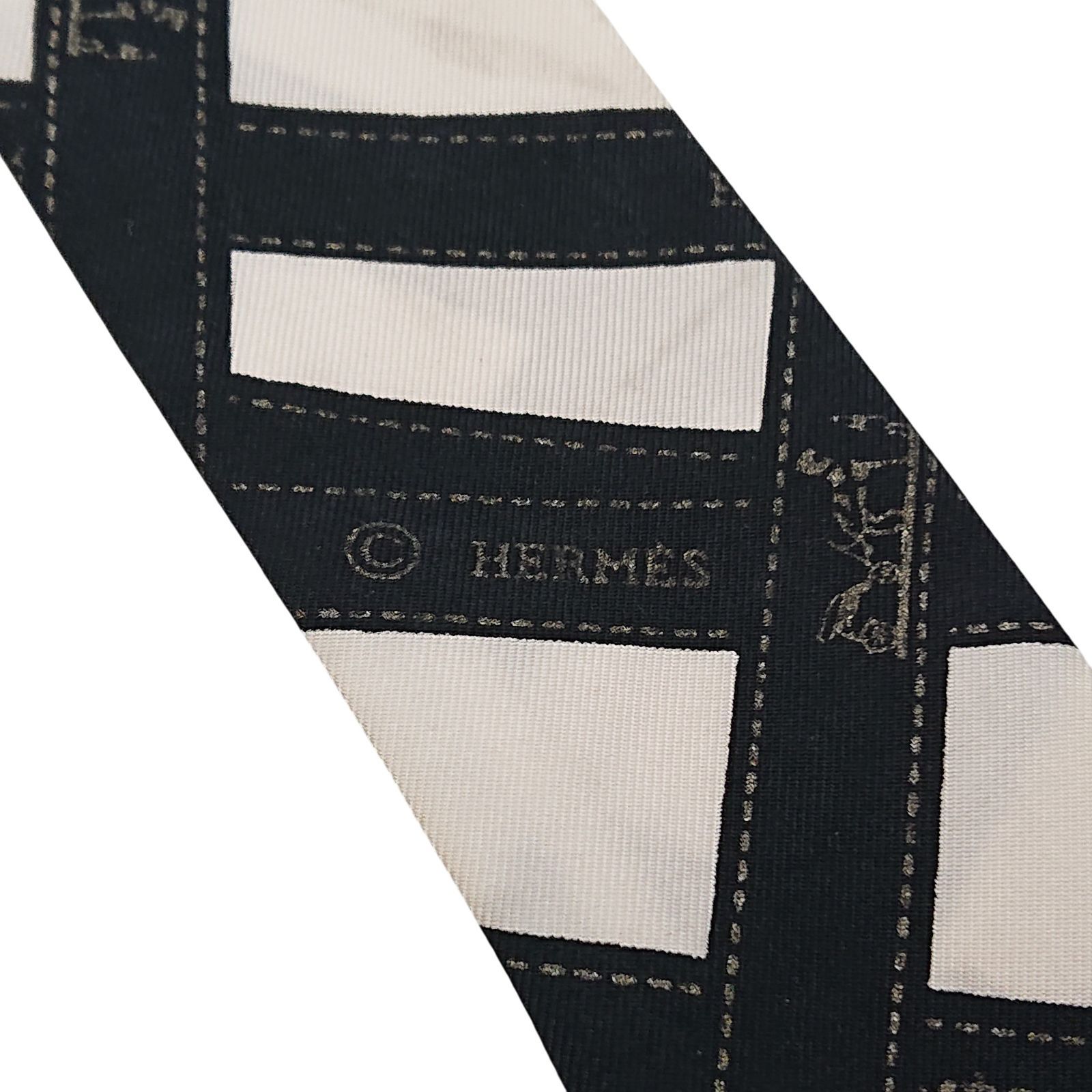 HERMES エルメス ツイリー ボルデュック リボン柄 ホワイトxブラック