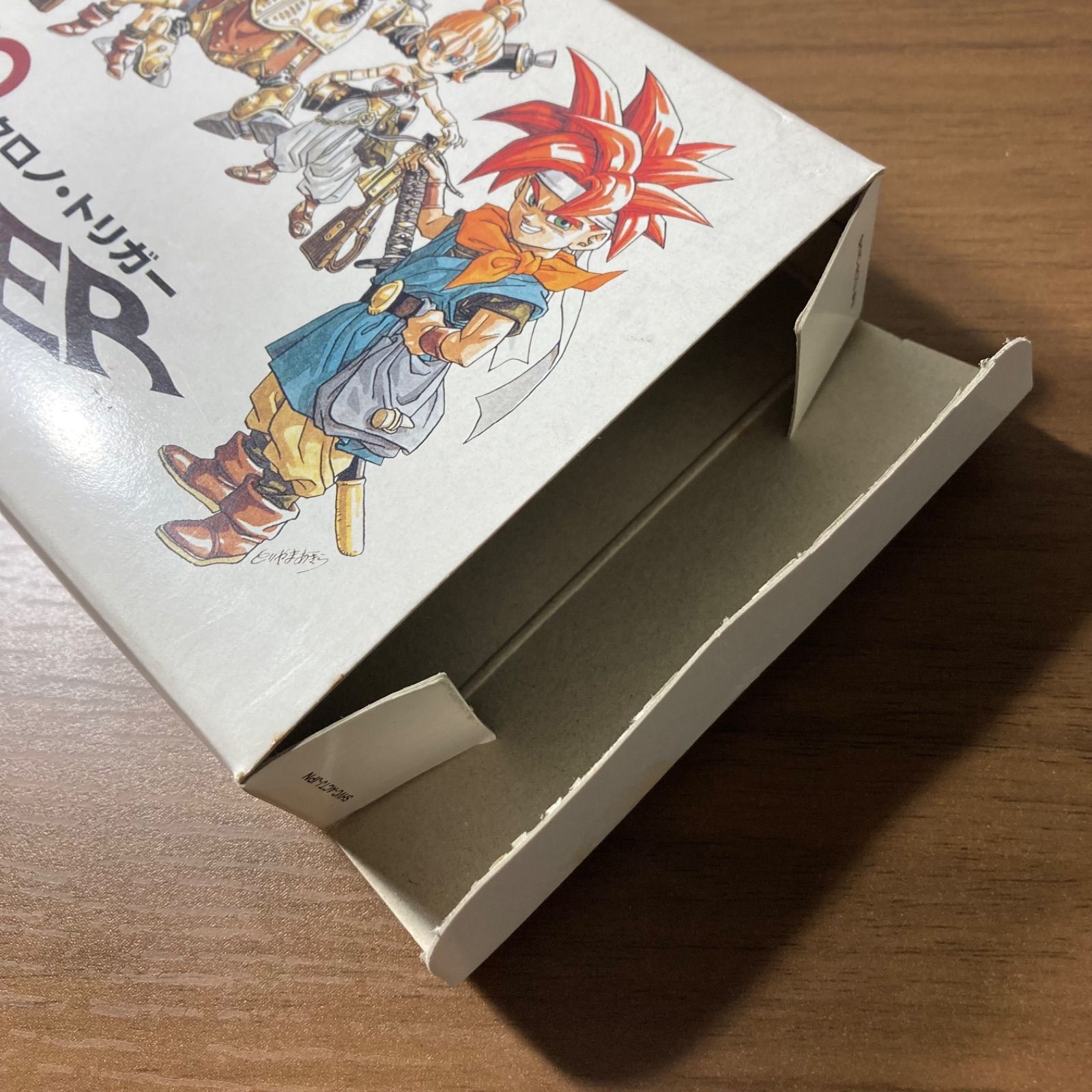 クロノ・トリガー スーパーファミコン ソフト 箱付き 説明書付き 3-45