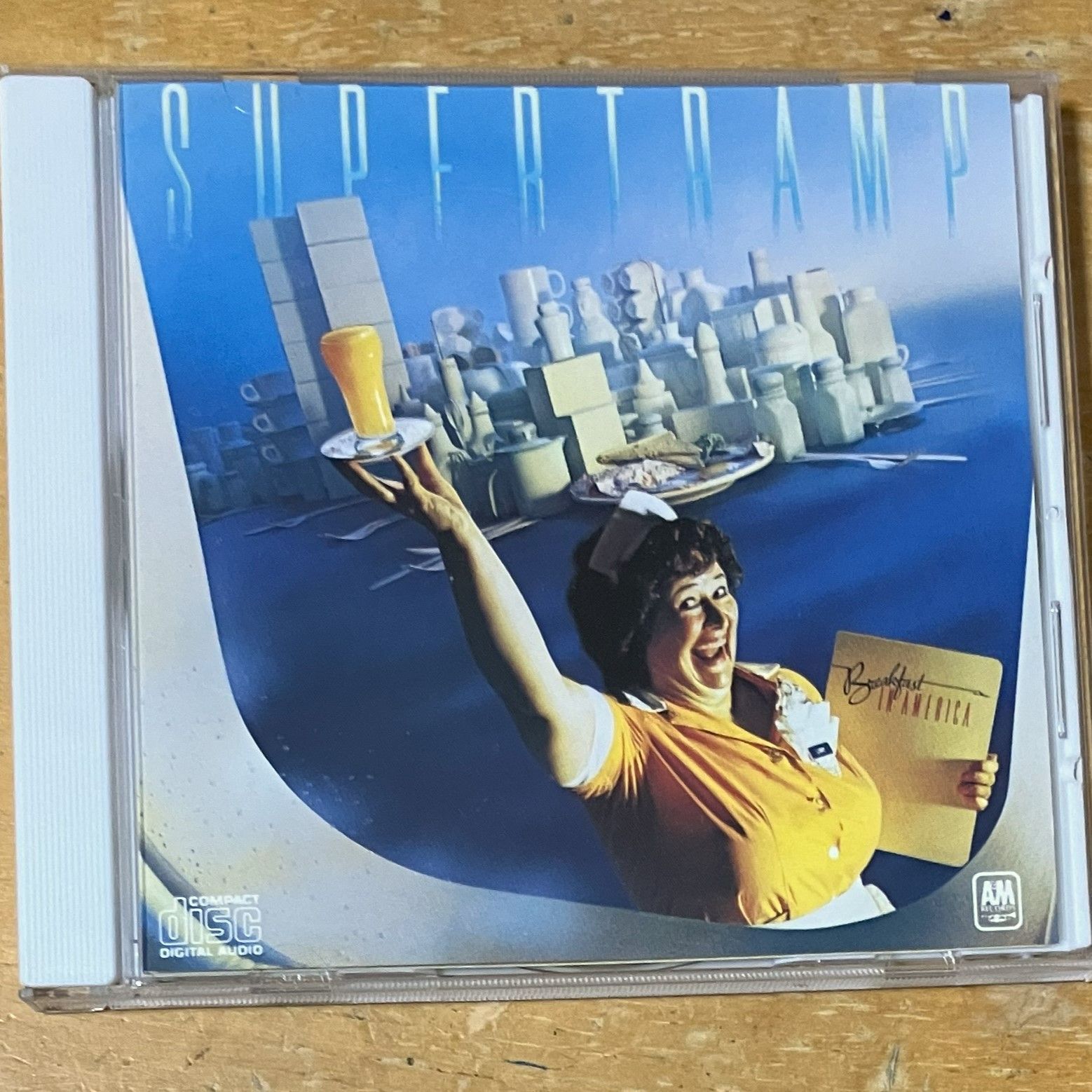 国内盤中古】SUPERTRAMP / BREAKFAST IN AMERICA スーパートランプ