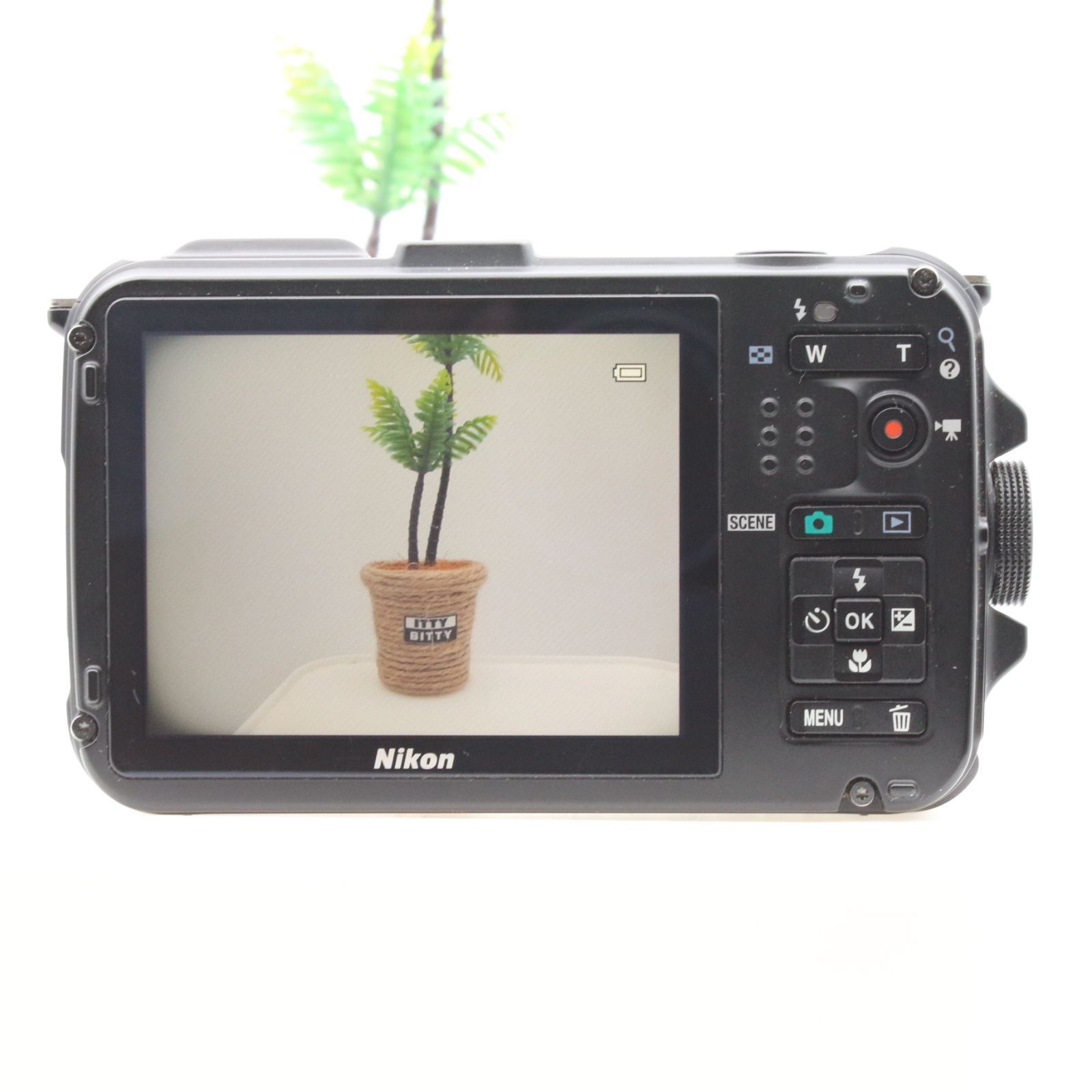 極上品】 Nikon COOLPIX AW100 ナチュラルホワイト デジタルカメラ 