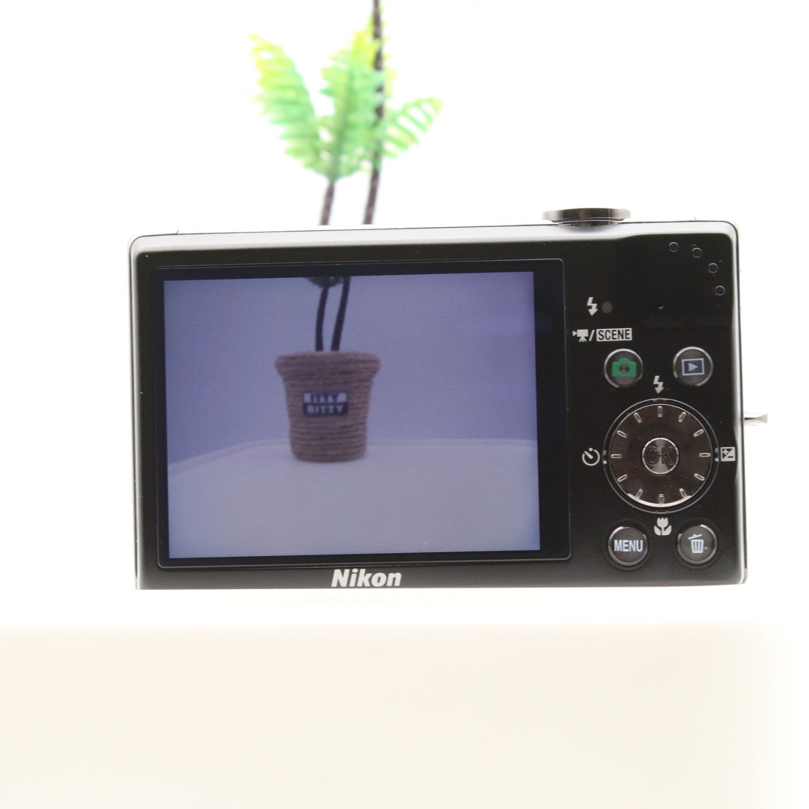 極上品】 Nikon COOLPIX S640 ディープブラック デジタルカメラ