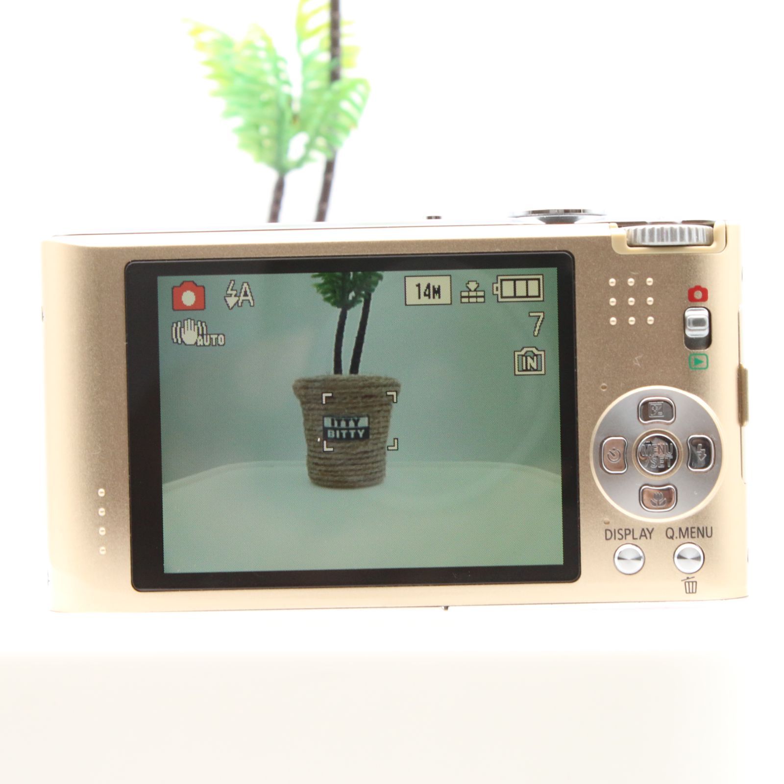 極上品】 Panasonic LUMIX DMC-FX66 ゴールド デジタルカメラ