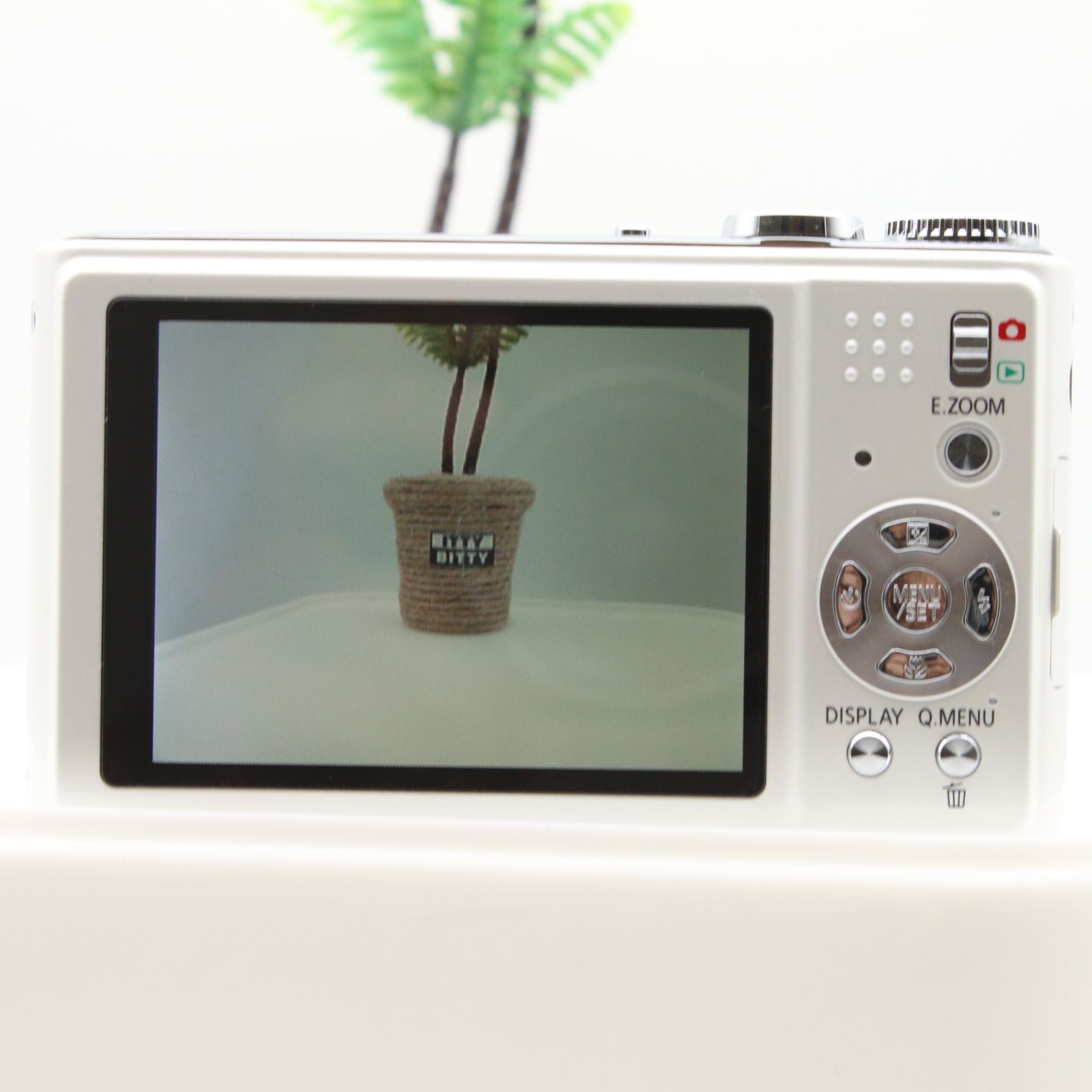 極上品】 Panasonic LUMIX DMC-ZX1 ホワイト デジタルカメラ