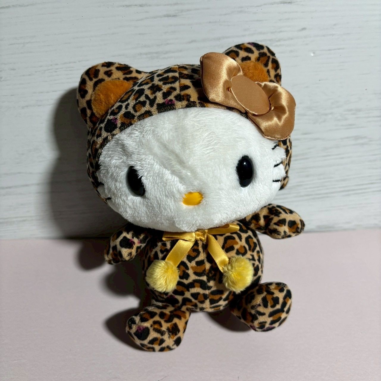 ハローキティ2006年 ヒョウ柄 特大ぬいぐるみ平成レトロレアy2kビンテージ ハローキティ Hellokitty ぬいぐるみ 着ぐるみ ヒョウ柄 美品 サンリオ