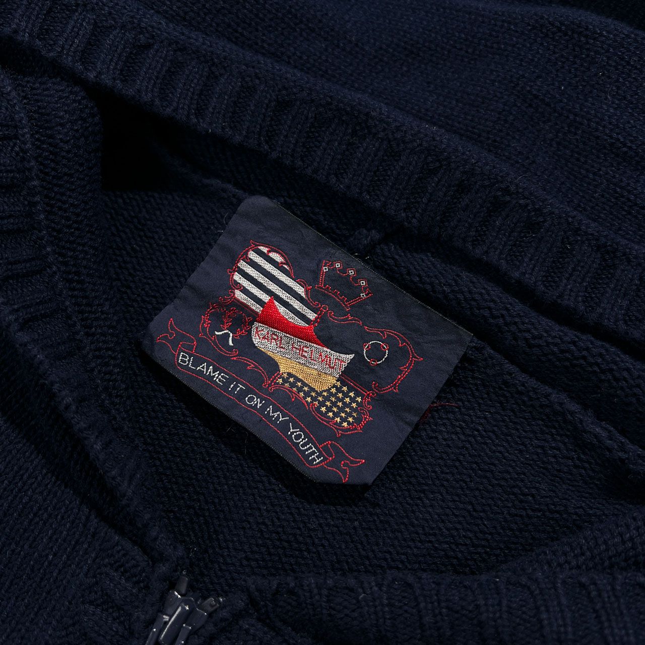 KarlHelmut カールヘルム レタードワッペン ジップアップ コットン KarlHelmut カールヘルム レタードワッペン ジップアップ コットン