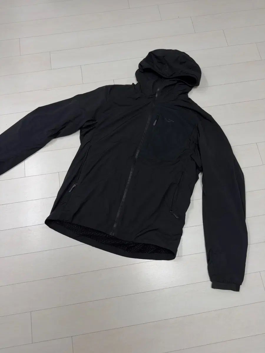 ARC'TERYX プロトン ライトウェイト M サイズ ブラック Tシャツ 9 0/10 写真