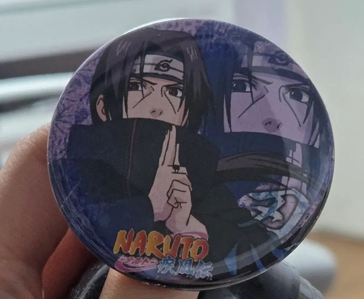 1 NARUTO ナルト うちはイタチ 缶バッジ 文教堂 アニメガ限定 について