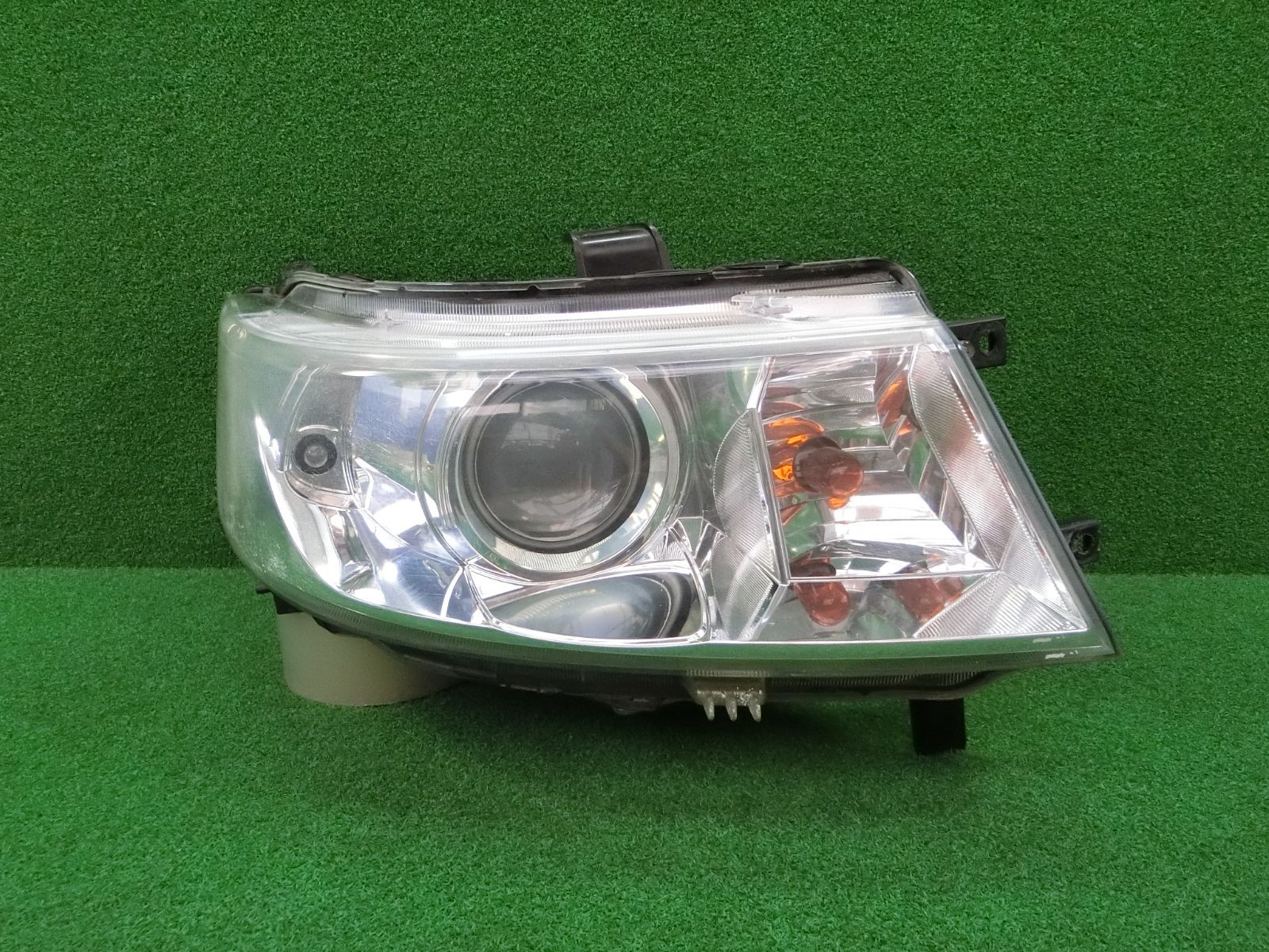 15678] 送料無料 スズキ ワゴンR スティングレー MH23S 右 ヘッド