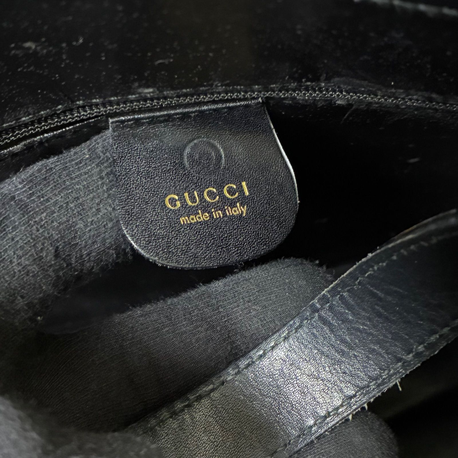 グッチ GUCCI Gロゴファスナー ブラックボックスカーフレザー 