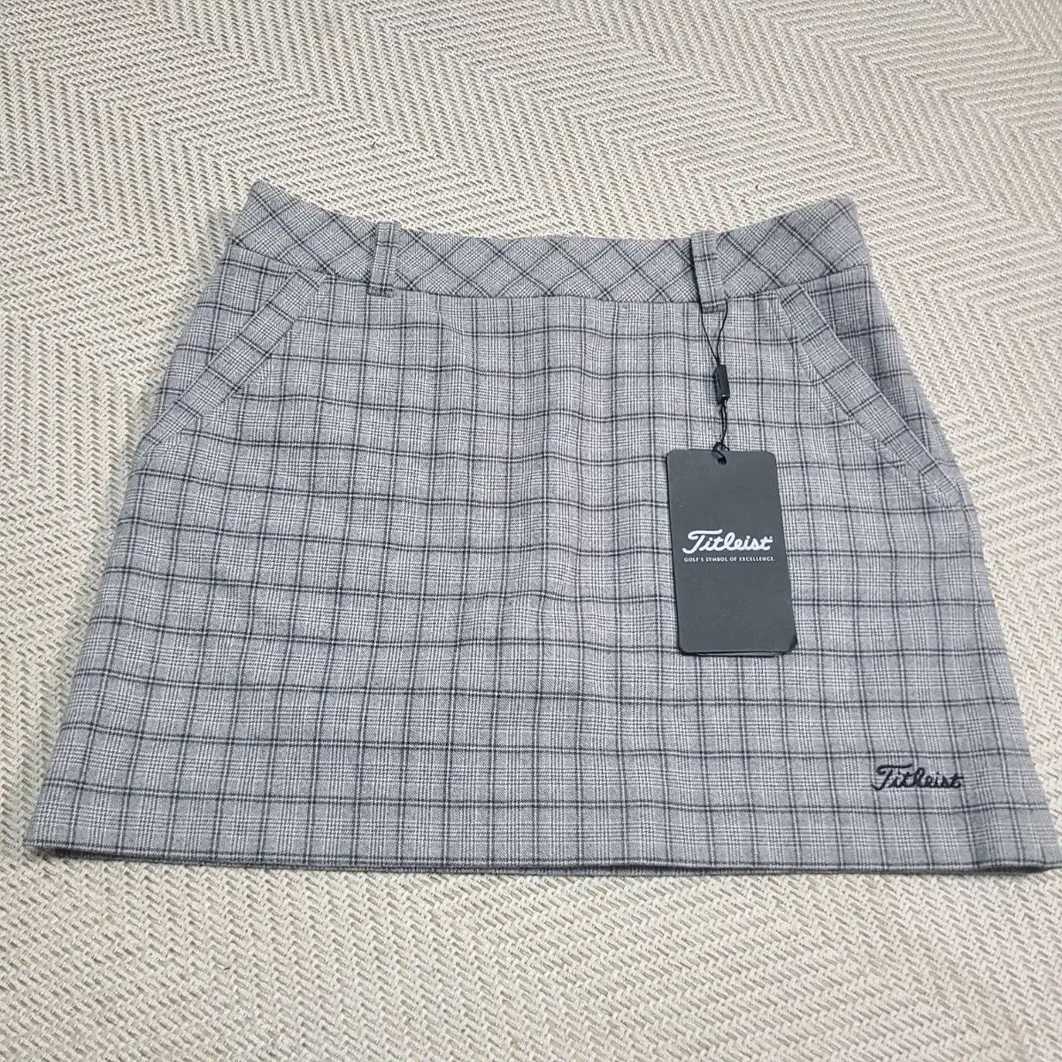 27)タイトリスト CHECK ゴルフ スカート (タグあり 新品) 7,986円