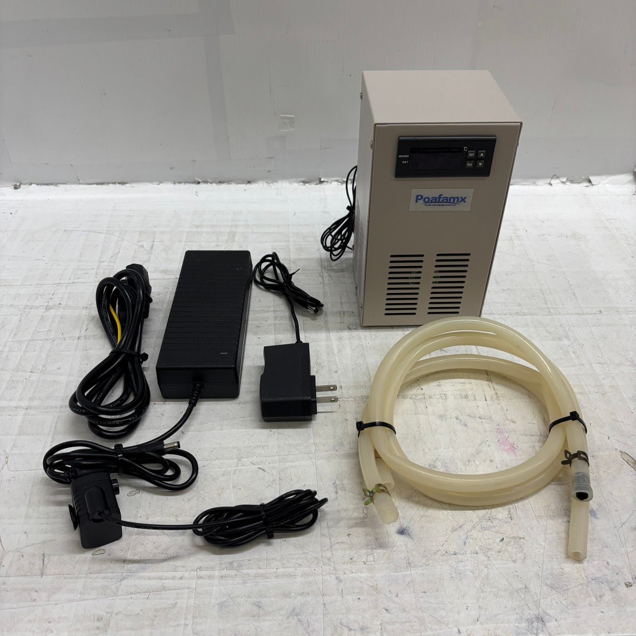 送料無料h14408 Poafamx 水槽クーラー ウォータークーラー 水冷設備 冷却 デジタル表示 ウォーターポンプ付き 家庭用 アクアリウム アクア用品 飼育用品