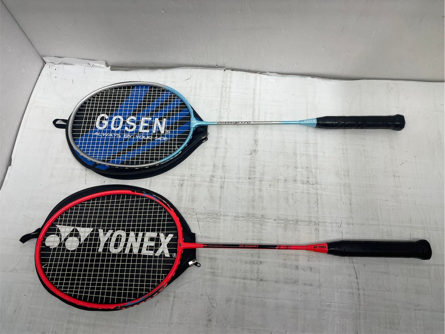 送料無料h14449 GOSEN YONEX B-4000 STEELTEX170 バドミントン 