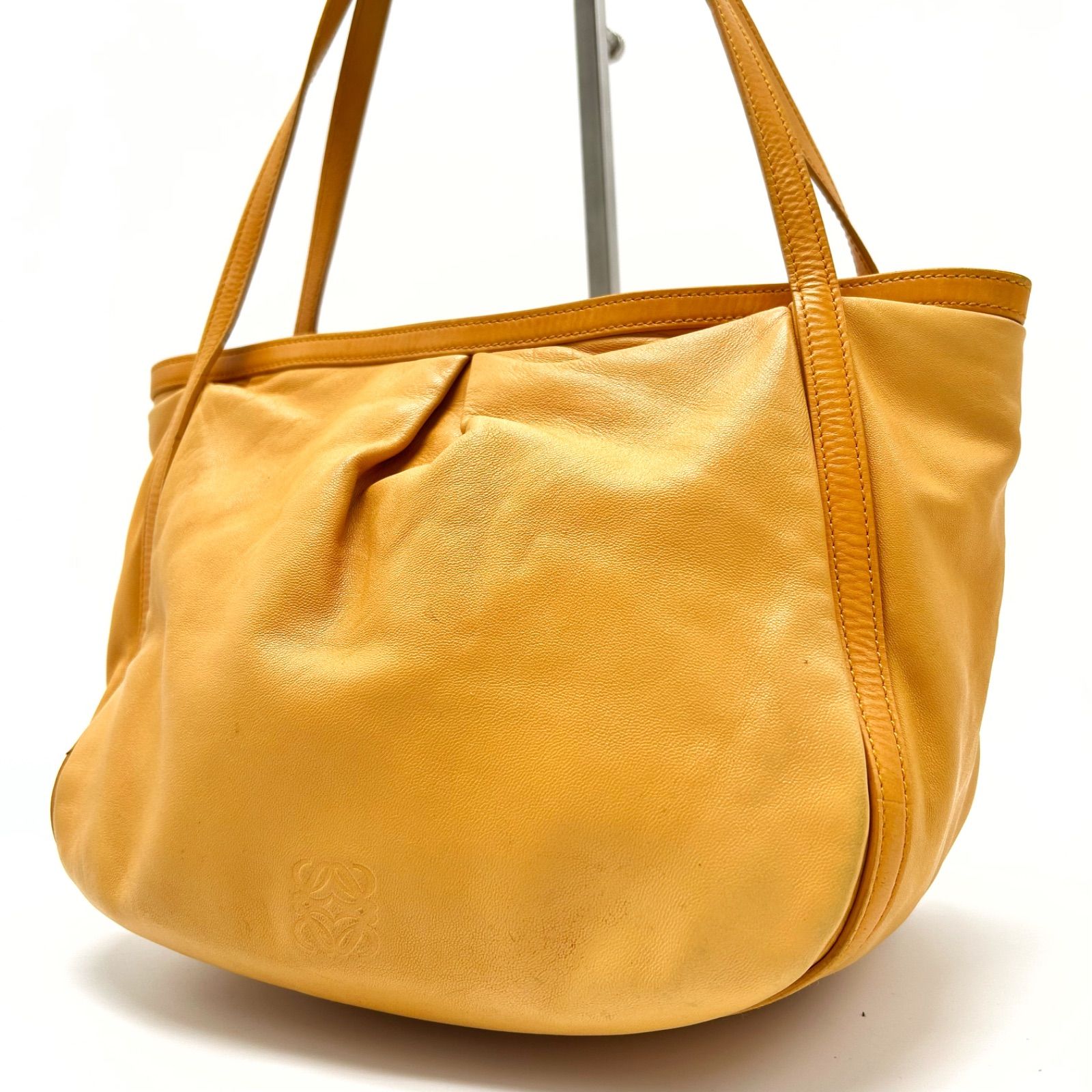 美品 loewe ロエベ アナグラム ハンドバッグ トート 肩掛け ゴールド 
