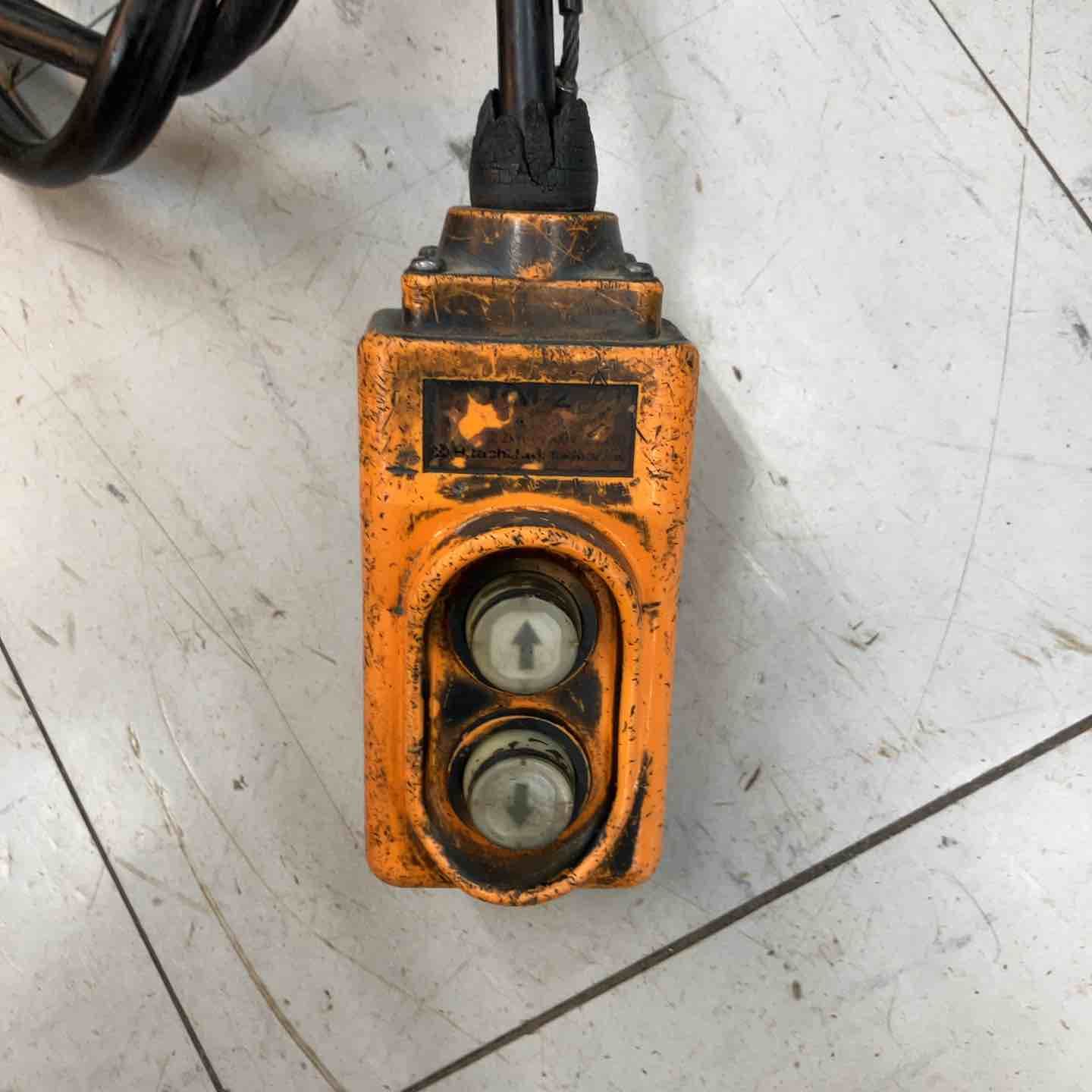 現状品】◇日立産機(HITACHI) 電動チェーンブロック 1/4E2 定格荷重 