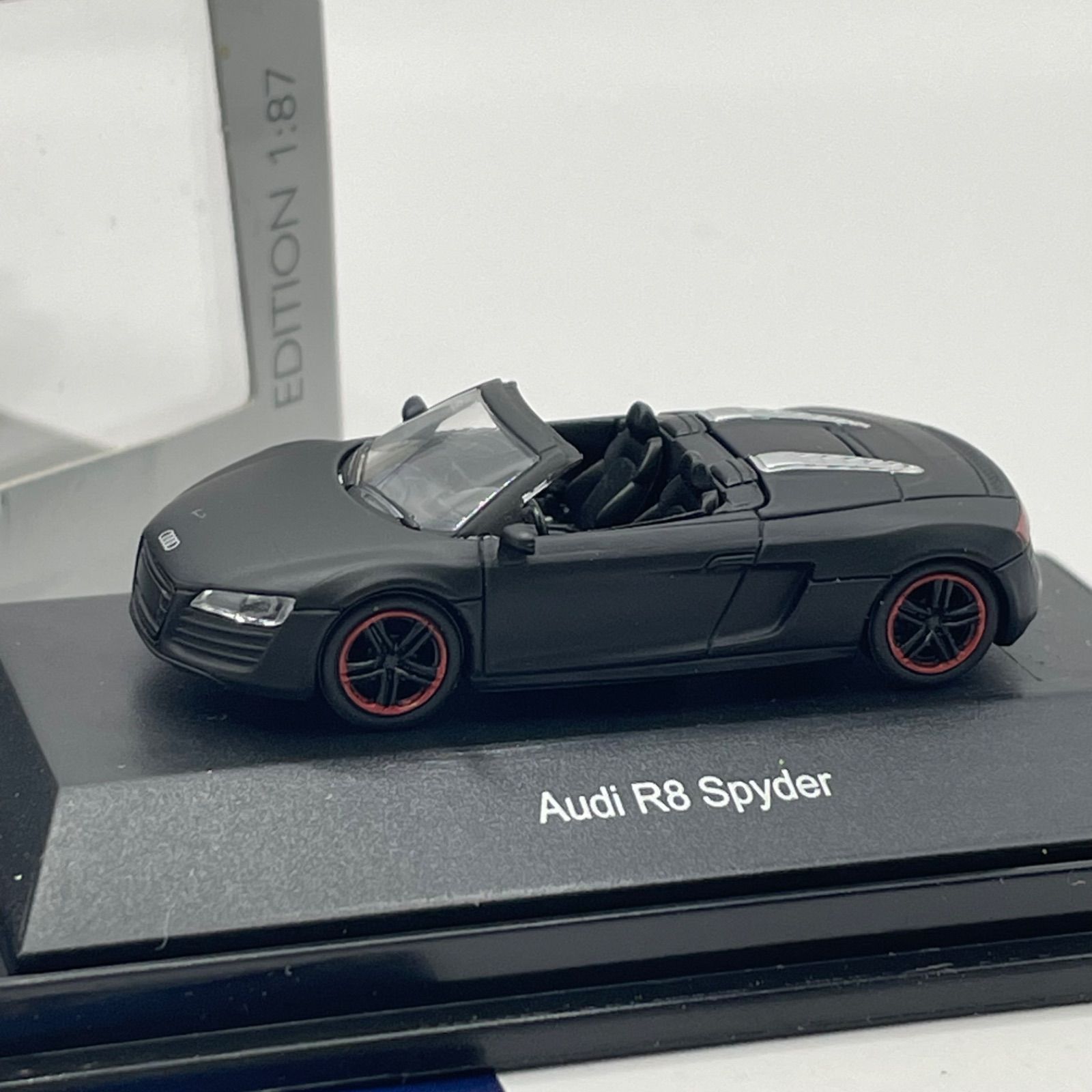 シュコー 1/87 アウディ R8 スパイダー マットブラック ミニカー HO