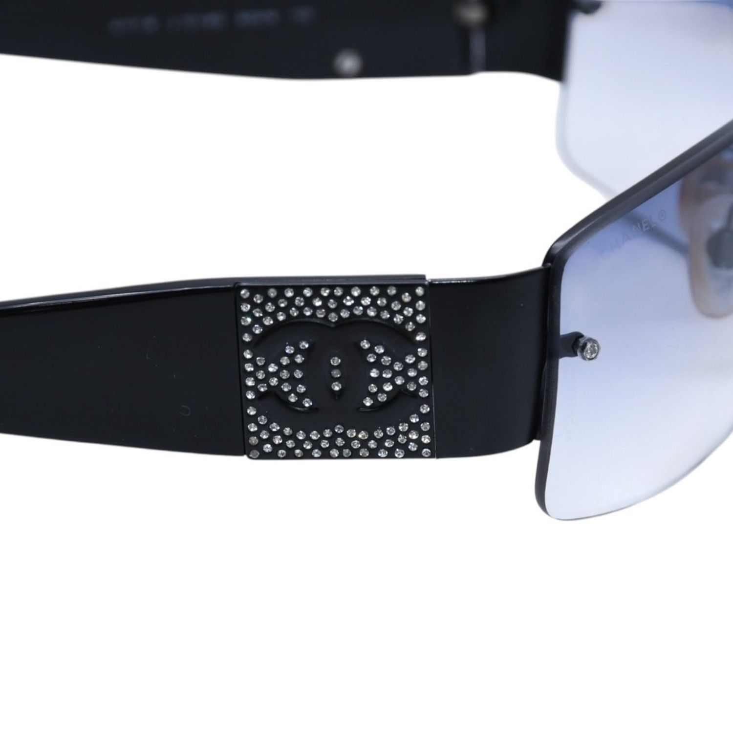 CHANEL シャネル ハーフリム サングラス アイウェア 4117-B c.101/8G サイズ62□16 125 ココマーク ラインストーン ブラック 美品 中古 4a002133 CHANEL シャネル ハーフリム サングラス アイウェア 4117-B c.101/8G サイズ62□16 125 ココマーク ラインストーン ブラック 美品 中古 4a002133