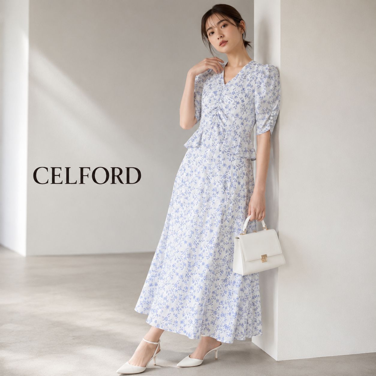 【未使用級】【2025年商品】CELFORD / セルフォード 38 「Mサイズ（9号相当）」ブルー ミニチュアローズプリントフレアワンピース 花柄 ロングワンピース ウエスト(バックゴム) 上品 デートコーデ