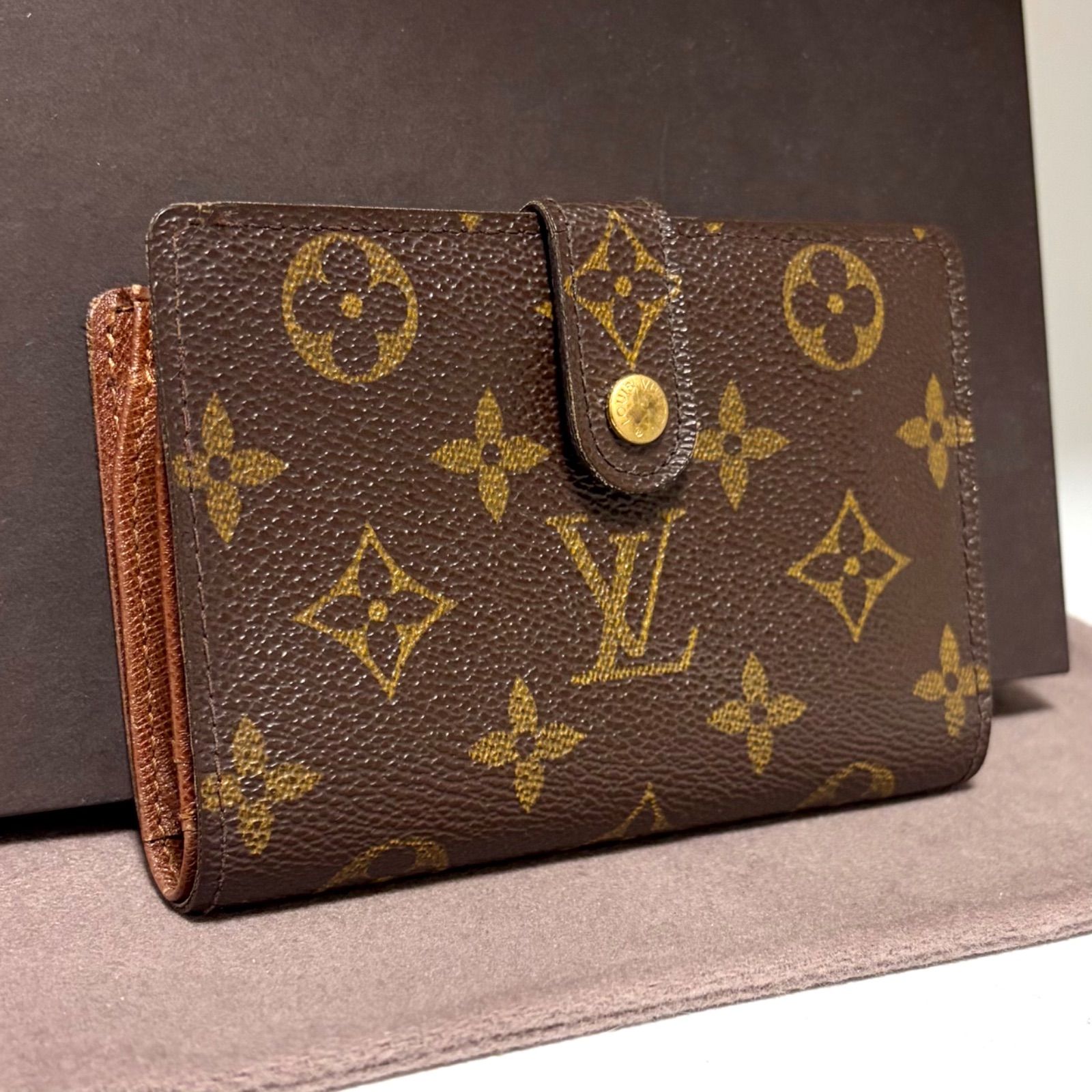 c93 ポルト モネ ビエ ヴィエノワ　ポルトフォイユ 旧型　Louis Vuitton ルイ ヴィトン 　2つ 二つ 折り 財布　手帳 型　スナップ ボタン 式　コンパクト　ミニ ウォレット　カードケース 4 枚　モノグラム