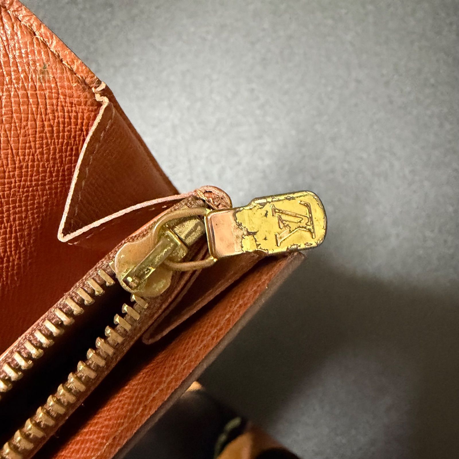 d7 ポルトモネ クレディ ポルトフォイユ サラ 旧型 Louis Vuitton ルイ