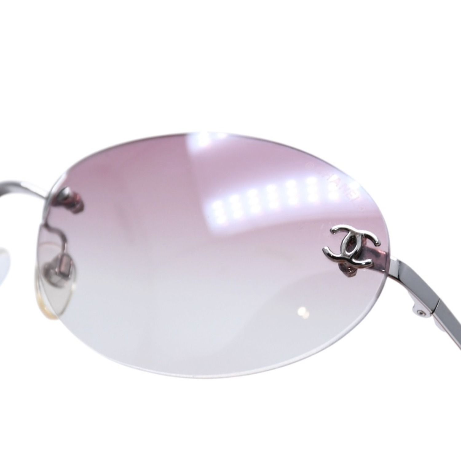 極美品 CHANEL シャネル リムレス ピンクレンズ シルバーフレーム 4013 59◻︎16 130 ピンク シルバー 中古 4a002452 極美品 CHANEL シャネル リムレス ピンクレンズ シルバーフレーム 4013 59◻︎16 130 ピンク シルバー 中古 4a002452